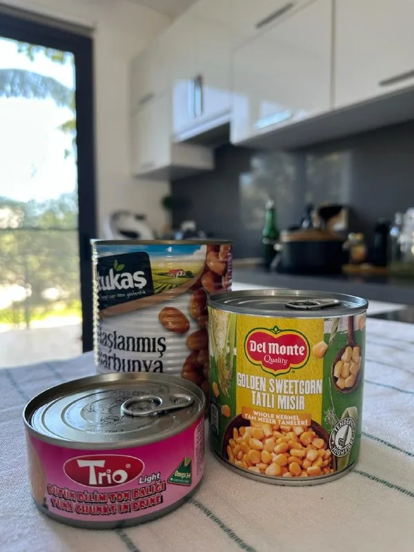 Друзья, весна уже вовсю за окном, но на овощных прилавках она пока не наступила.